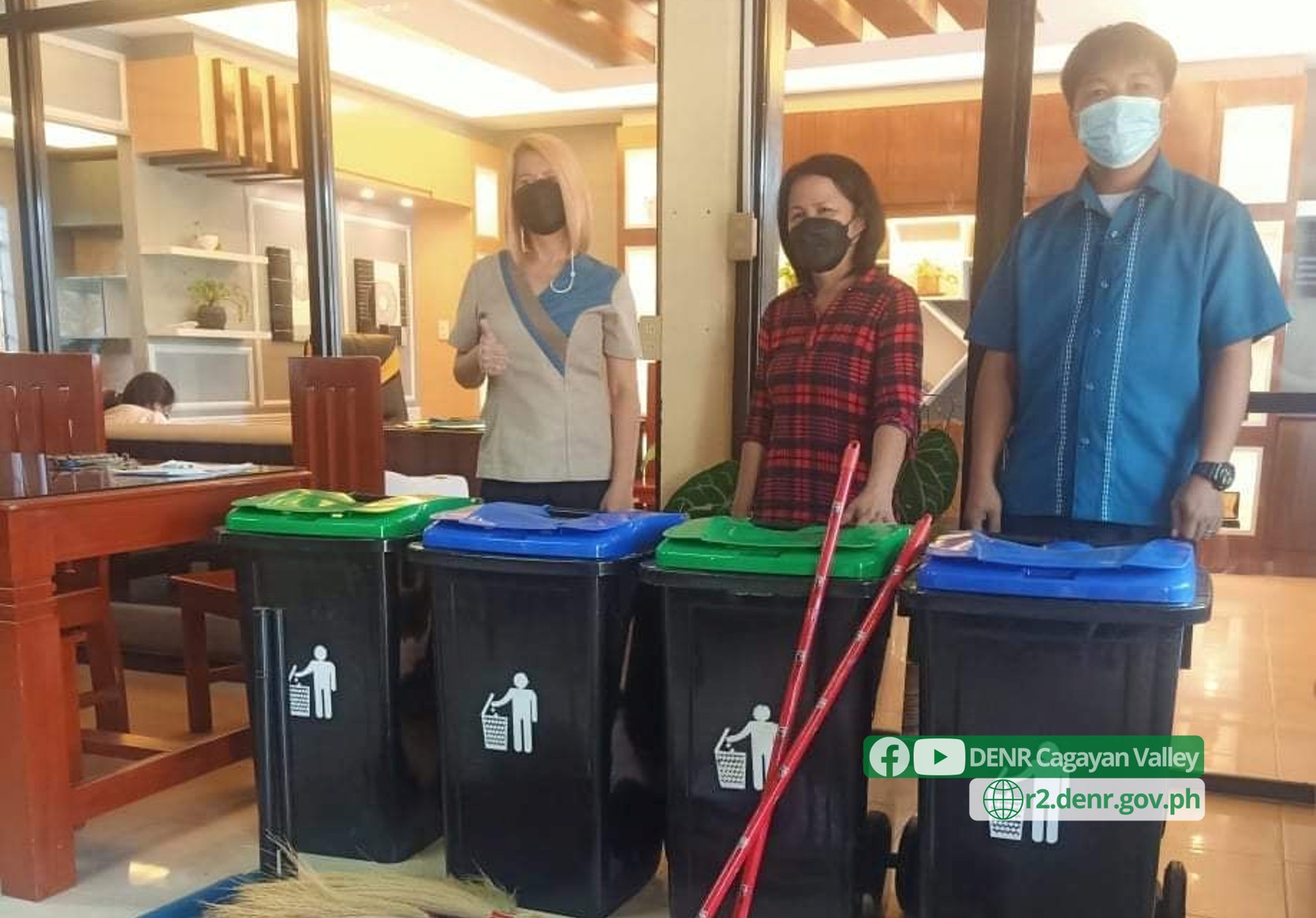 PENRO Isabela donates trash bins to school